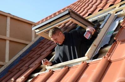 Pose de fenêtres de toit Velux à Russ